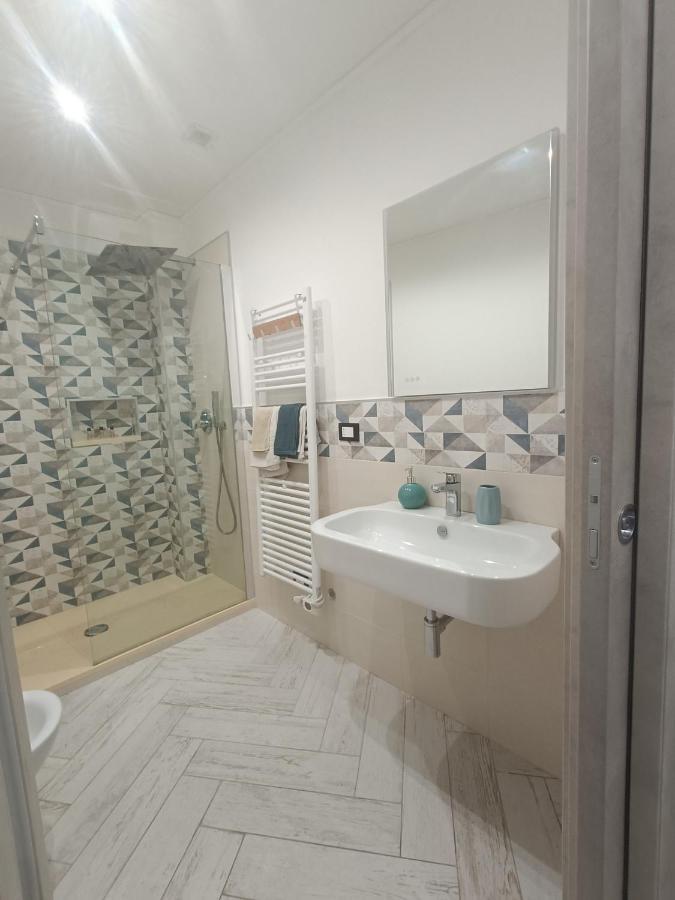 Casa Vacanze Via Nizza 57 Zinola-Wifi Σαβόνα Εξωτερικό φωτογραφία